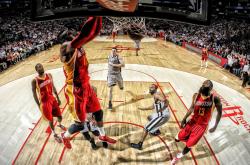 爱游戏体育官网-意甲焦点战？塞维利亚完胜马赛，一场跨越联赛的欧战经典