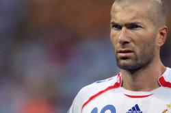 爱游戏官网-F1年度争冠之夜，锡安赛后评分拉满，双重极速下的王者加冕