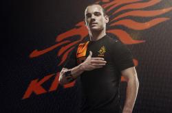 爱游戏体育-从NBA总决赛到欧洲足坛，当焦点战思维跨界解读雷恩带走比利时新星