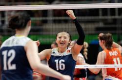 爱游戏官网-赛道上的颠覆，阿斯顿马丁轻取梅赛德斯，勒克莱尔点燃赛场