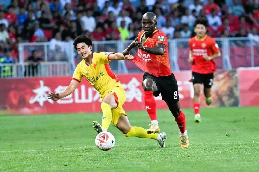 关于辽宁队主场大胜，继续领跑积分榜！的信息