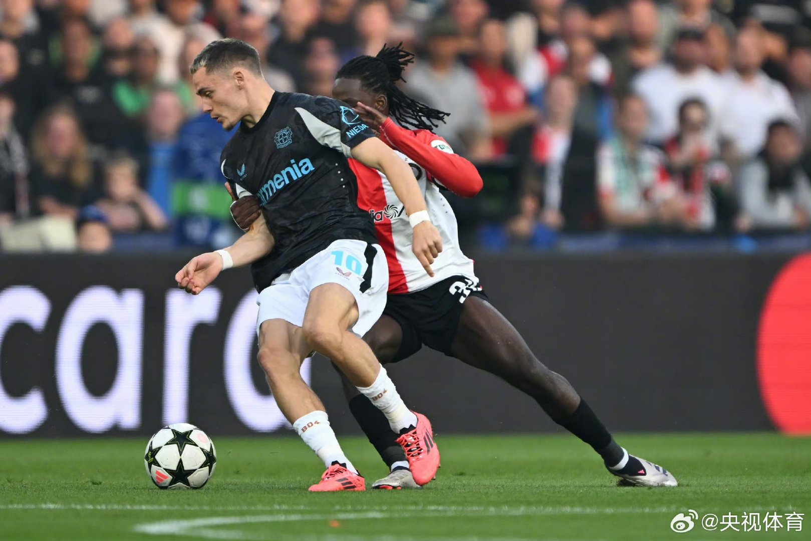 关于内维尔主场击败门兴格拉德巴赫，蓄势待发的信息