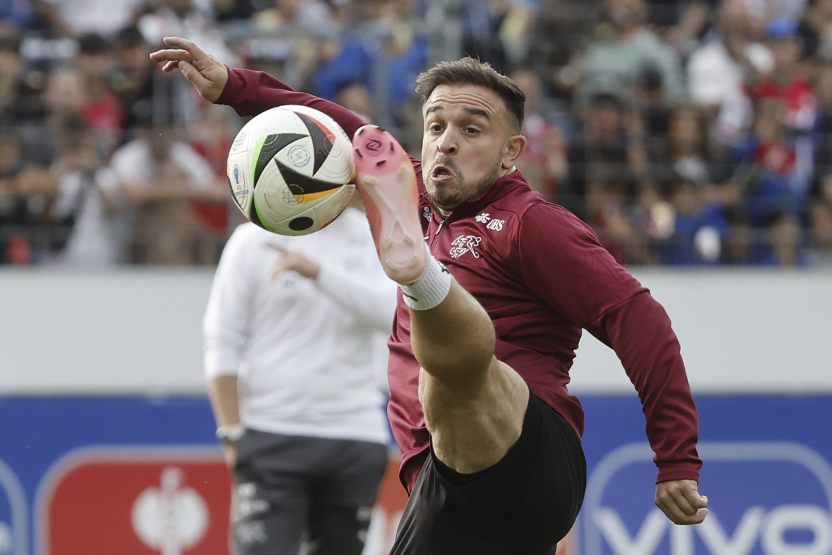 篮球世界杯出现黑马球队崭露头角 篮球世界杯出现黑马球队崭露头角