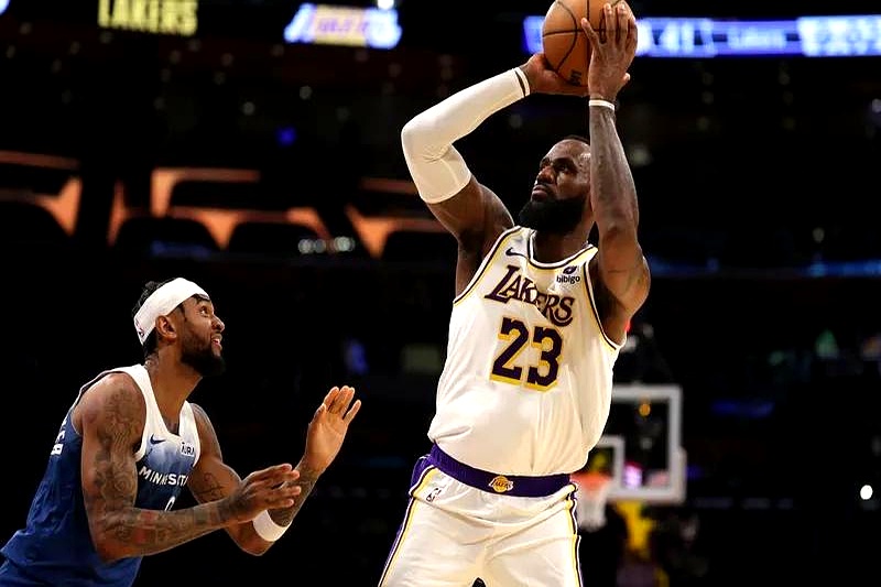 掘金绝杀爵士，詹姆斯状态火热