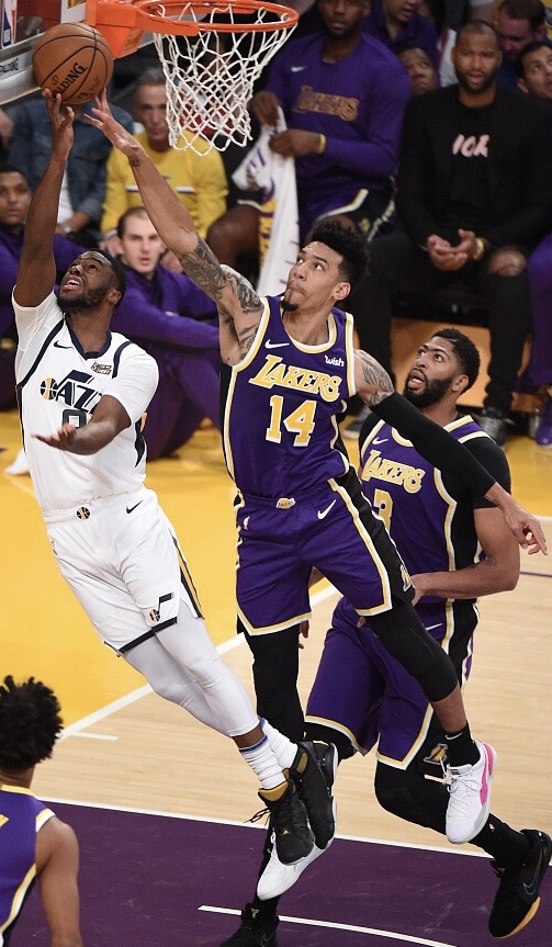 奇才鏖战尼日利亚男篮，丹尼·格林三分雨点燃全场的简单介绍