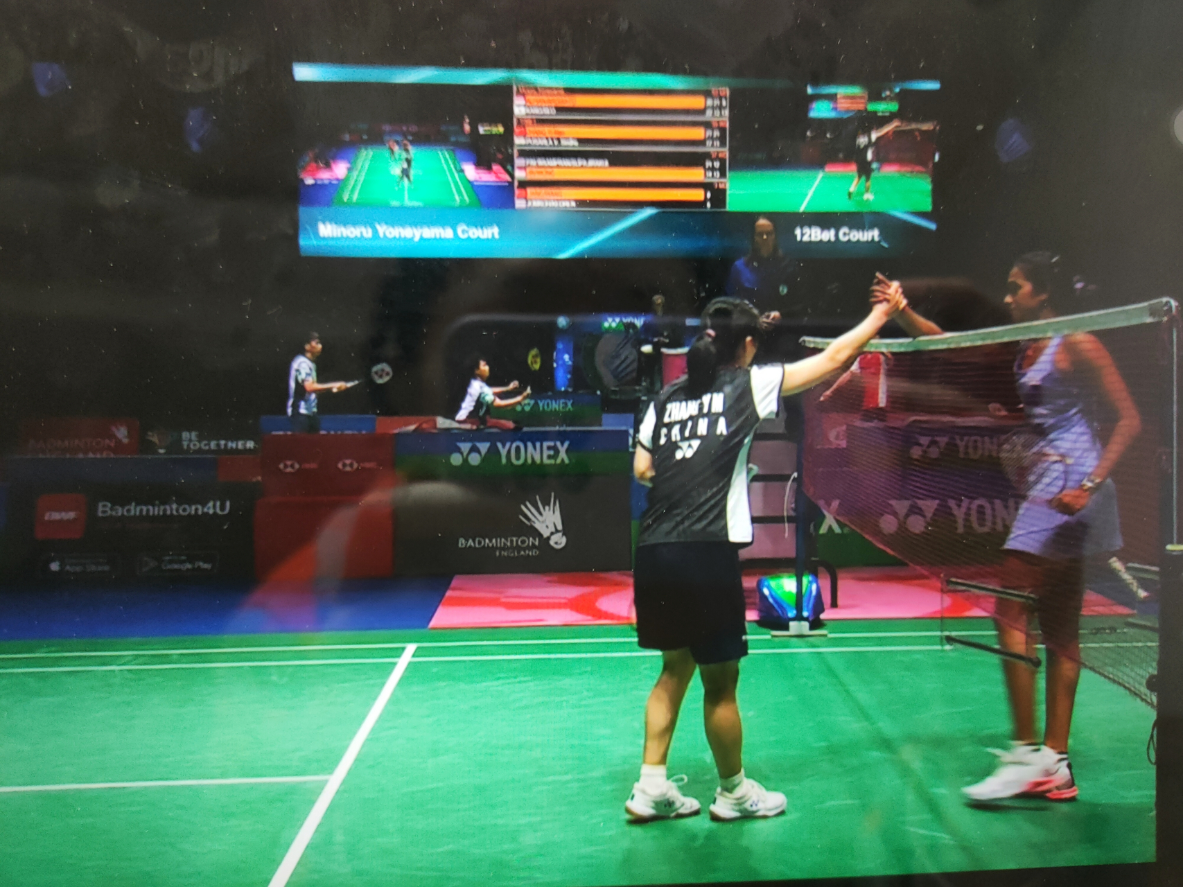 关于韩国羽毛球队完胜中国羽毛球队，辛杜关键制胜的信息