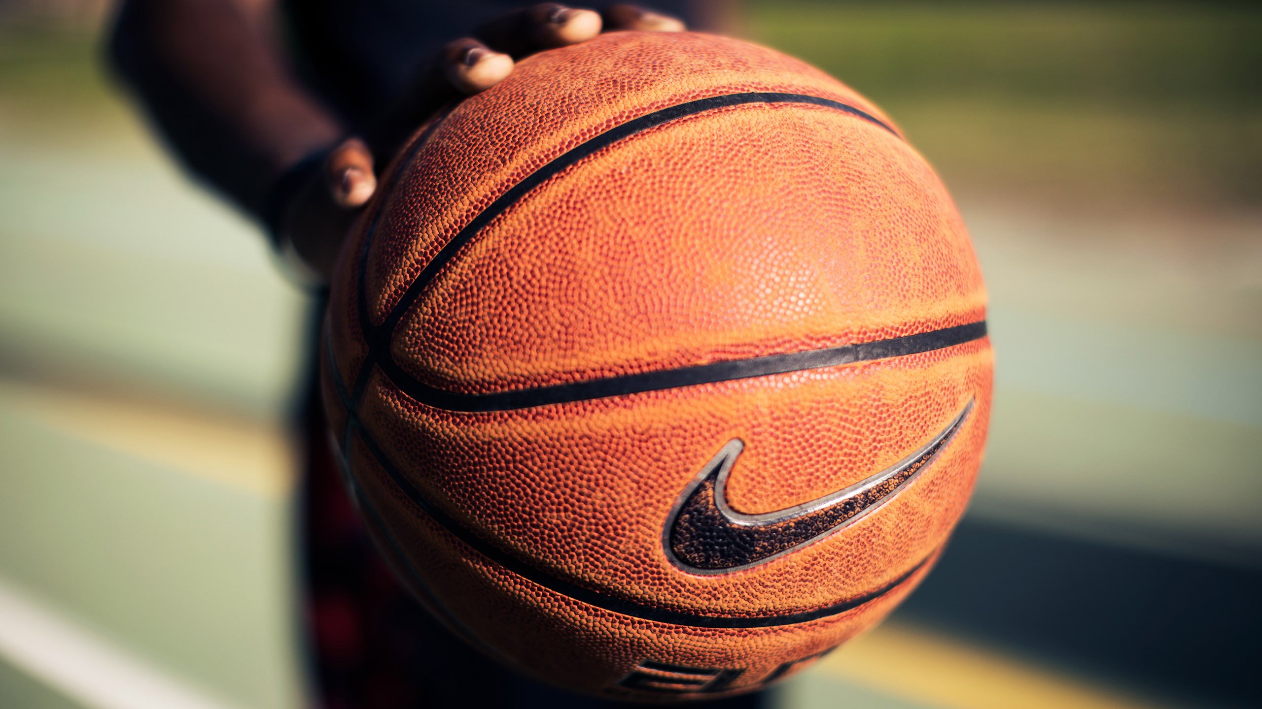唯一之夜，当苏亚雷斯的里程碑与NBA季后赛之光在时空中交汇